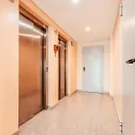 Modern & Elegant 2 Bedroom In By Gt House Amadora